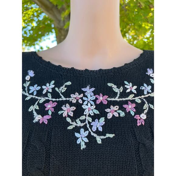 Vintage Yarnworks Sweater - Picture 5 of 7